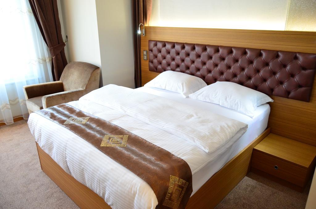 Hotel Duzce Surur Kültér fotó